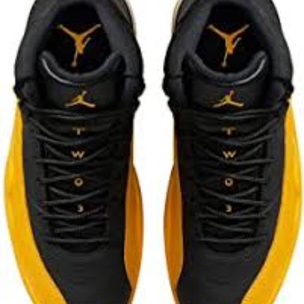 Jordan 12 university gold size 2.5y (PS) - Picture 3 of 4